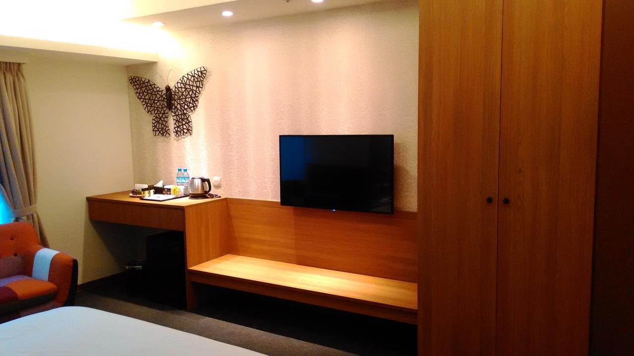 טאיפיי Walker Hotel. Ximen מראה חיצוני תמונה